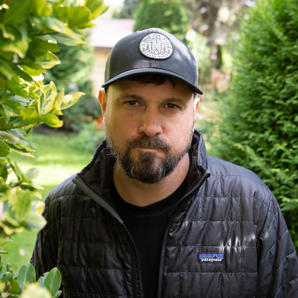 <b>Bear Hug - Czapka z Daszkiem</b> <br>  Black [Trucker]